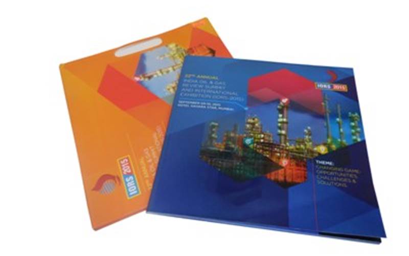 DHOTE OFFSET| IORS 2015Length of run: 1000Design: Tilted hexagon punch on each page and hexagonal window on the envelope Art: CMYKPre-Press: Kodak Prinergy Evo workflow and GNG ColourProofPress: Ryobi 664AJ (fully automatic - 20x25)Post-Press: met-PET printing on the cover with gate folding, gloss varnish, spot UV, matt lamination on envelope, gimmicky pasting and punchingPaper: 300gsm sinar matt