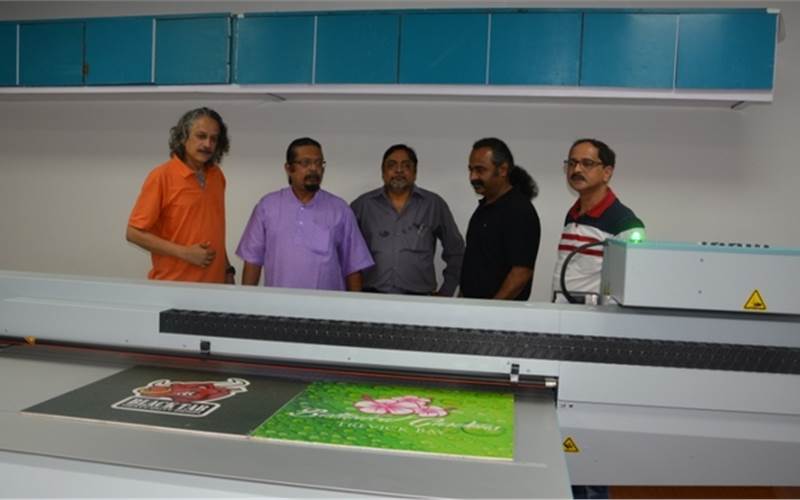 All about the man behind the machine: Sandip Thanawala of Neat Graphics (c) has returned to Thane where he had begun his pre-press journey two decades ago in a brand new segment. “We have been traditionally producing CTP plates, but we recently considered the introduction of a digital wide-format printer to cater to the market in displays, signs and labels"