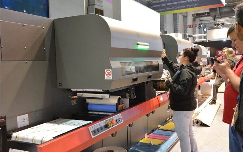 The last time we heard someone say, do more with less was at the LMAI conference in Jaipur last July. EFI says, its Jetrion 4950LX LED-based press with finishing attachments does exactly that