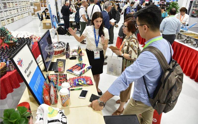 The day two of the event was held at the HP Center of Excellence (COE). Here the attendees got the opportunity to “touch and feel” the innovations discussed on day one