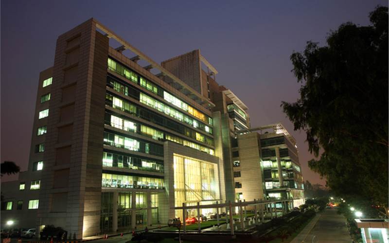 HSIL reports 18% growth in Q3FY22