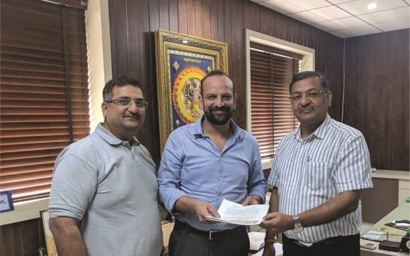 Creative Graphics acquires Bwin Digiflex